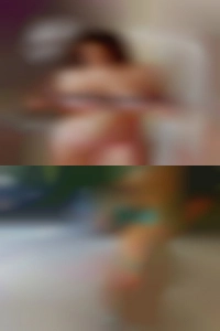 One women looking to fuck still at home.