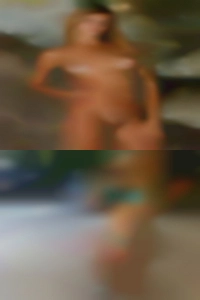 Who loves me the way naked woman i'm?