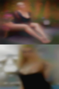 SUCKING AND GOOD sexy women CUMIN.